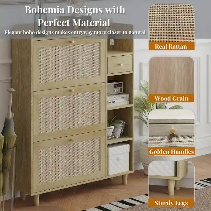 Armoire à chaussures Bohème en rotin et bois naturel avec portes battantes, trois étagères latérales, crochets à clés et petit tiroir