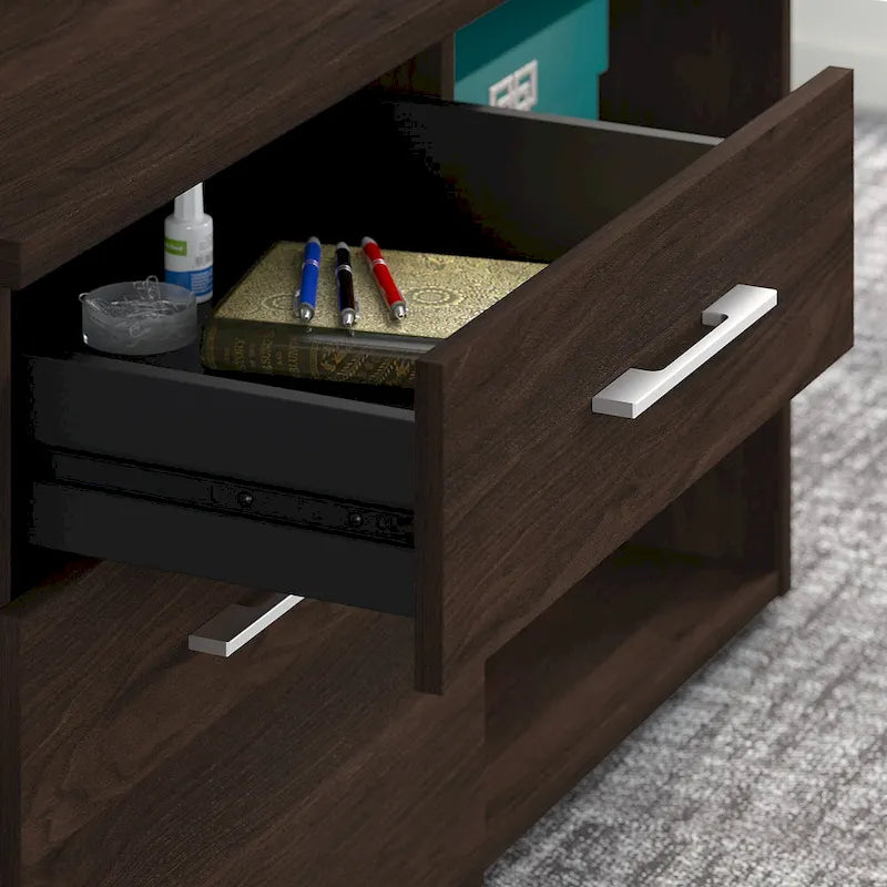 Meuble de rangement bas de bureau gris orageux à deux tiroirs, avec serrures et étagères ouvertes, support d'imprimante.