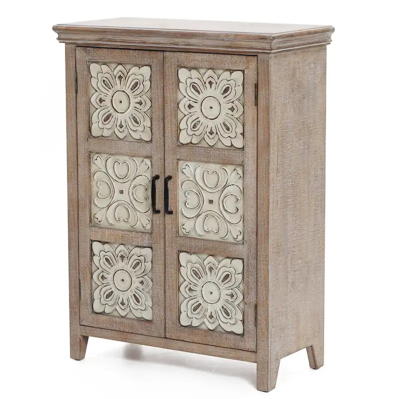 Meuble de rangement à deux portes de style rustique blanchi avec panneaux métalliques estampés, étagère fixe et bois de sapin