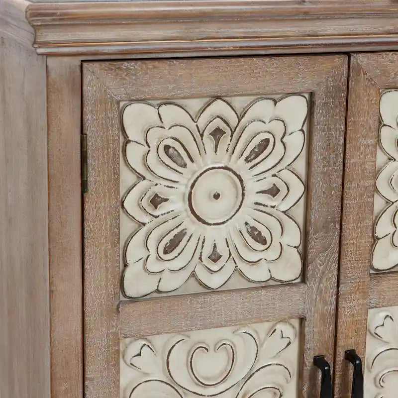 Meuble de rangement à deux portes de style rustique blanchi avec panneaux métalliques estampés, étagère fixe et bois de sapin