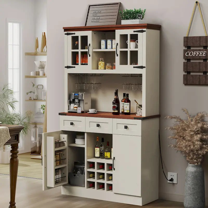 Armoire de cuisine rustique avec cellier, range-bouteilles, porte-verres, tiroirs et station de charge