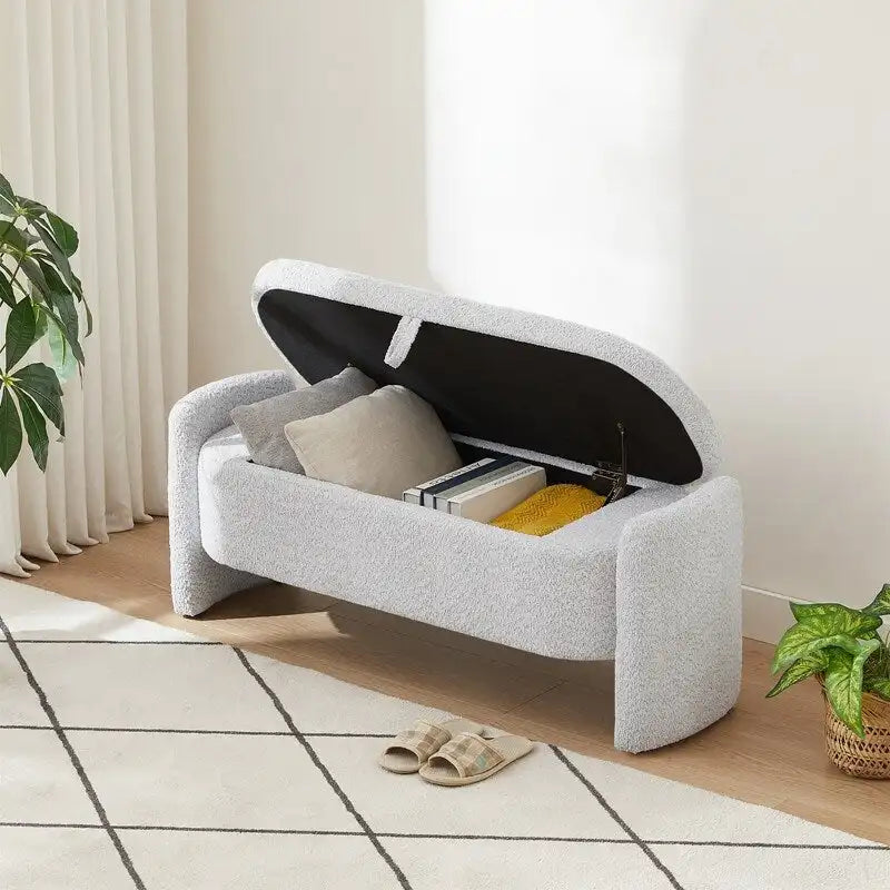 Banc de rangement ovale rembourré gris en polaire d'agneau, siège en mousse, cadre en eucalyptus