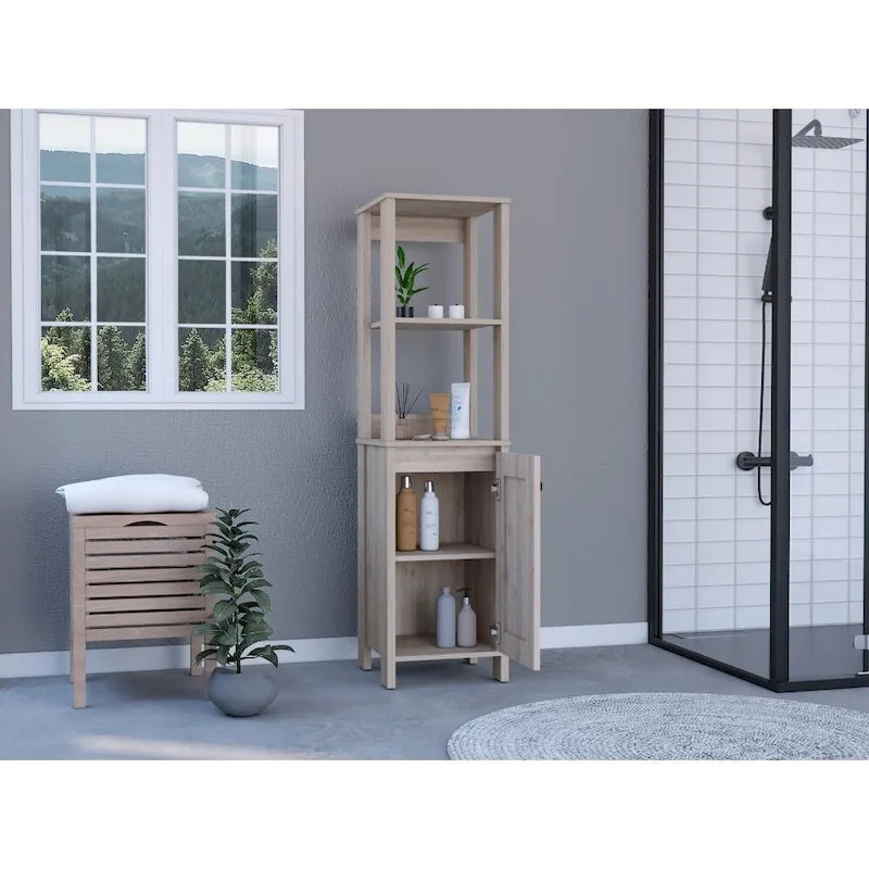Meuble de salle de bain haut blanc pour linge de maison, deux étagères ouvertes, une porte, quatre pieds, accents en chêne clair